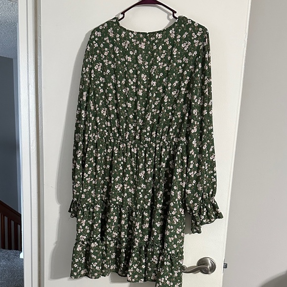 Inspired Hearts Green Floral Long Sleeve Dress - Picture 7 of 7